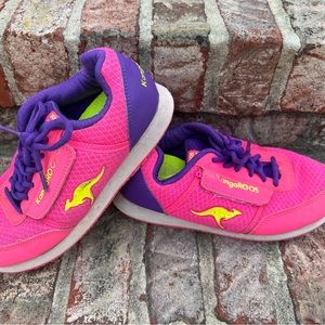 Girls shoes